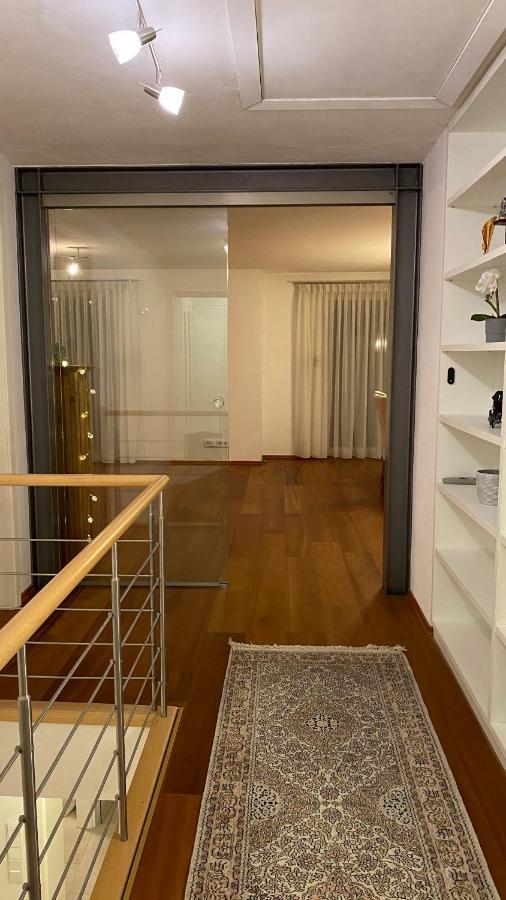 Fewo Luxus Wohnung Im Eigenen Ferienhaus, 120 Qm, Naehe Regensburg Mit Balkon, Terrasse & Garten, Gute Zuganbindung Laber Exterior foto