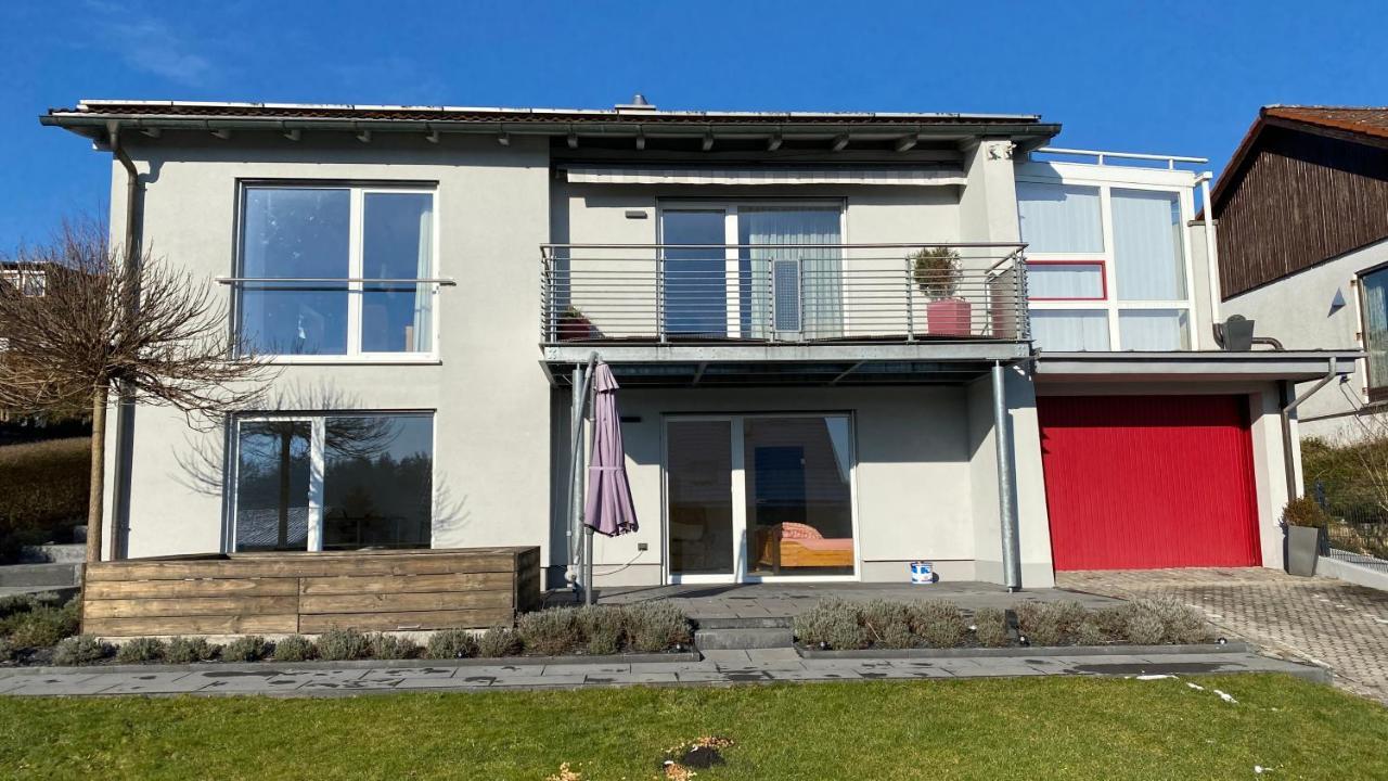 Fewo Luxus Wohnung Im Eigenen Ferienhaus, 120 Qm, Naehe Regensburg Mit Balkon, Terrasse & Garten, Gute Zuganbindung Laber Exterior foto